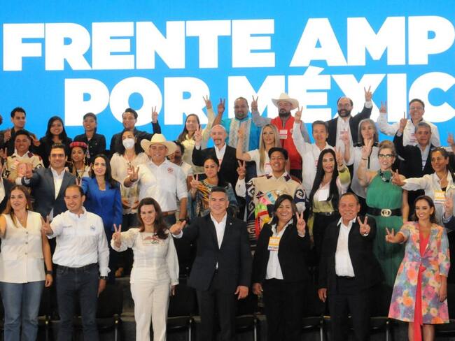 Aspirantes de la oposición podrán seguir en su cargo