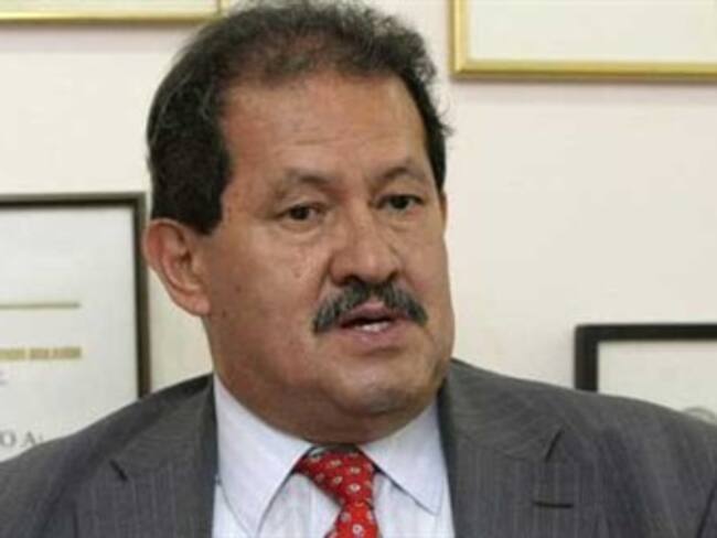 'Si EU no firma TLC, Colombia no se sentará a llorar' : Garzón