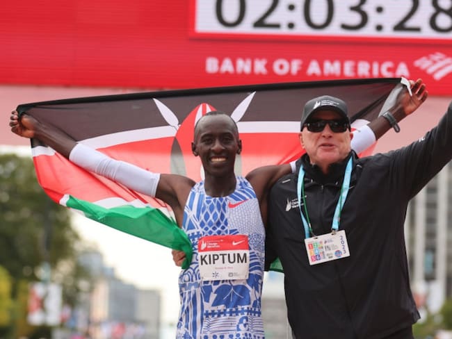 Kiptum, el corredor keniano que ganó un maratón de talla mundial