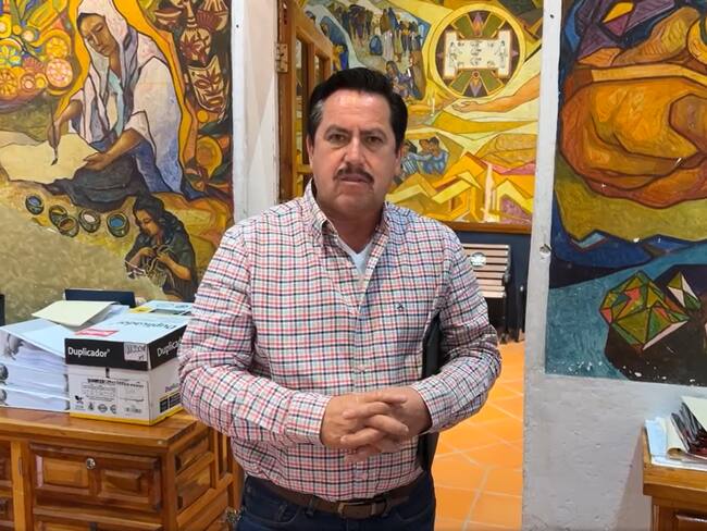 Regresa de Madrid el presidente municipal de Taxco