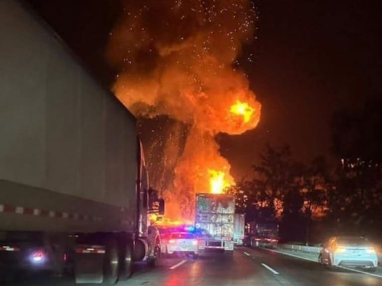 ¿Qué accidente pasó en la México-Querétaro hoy 13 de enero?: pipa de gas explota y genera incendio