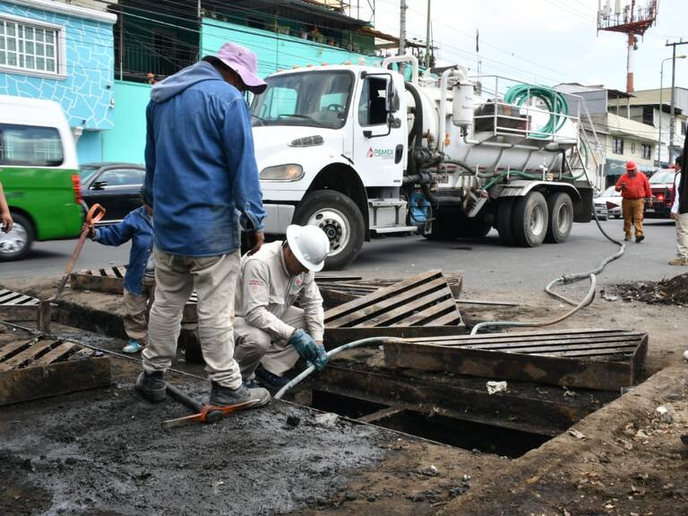 Descubren sustancia relacionada con denuncia de olor a gasolina en Neza