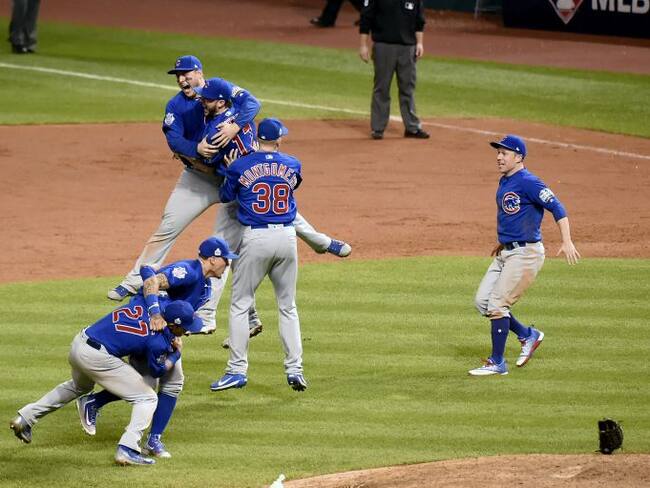 Facebook quiere transmitir en vivo partidos del beisbol de Grandes Ligas