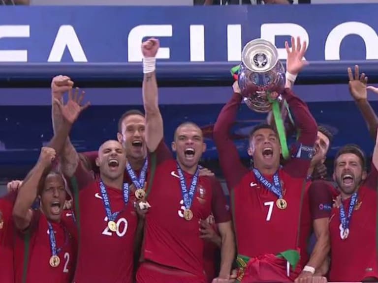 Éder le da a Portugal su primera Eurocopa