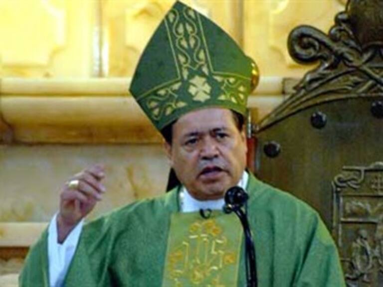 'Norberto Rivera protegió a cura que abusó de 100 niños': víctima