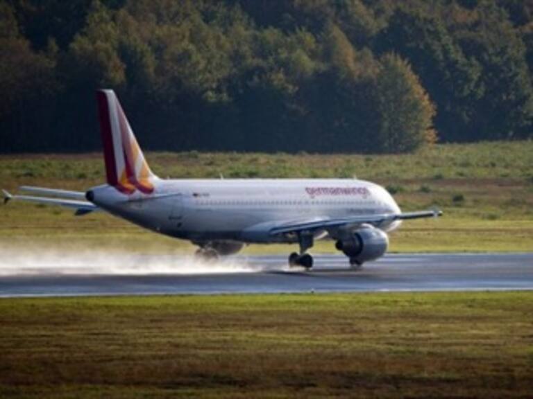 Copiloto habría estrellado avión en los Alpes