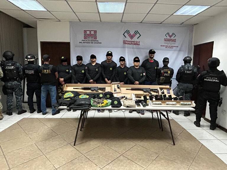 Siete presuntos secuestradores fueron detenidos en Chiapas, en posesión de armas con las que habrían perpetrado el secuestro de un empresario de Tapachula.