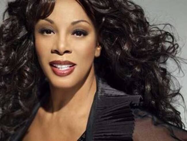 Rinden tributo póstumo en Paseo de la Fama de Hollywood a Donna Summer