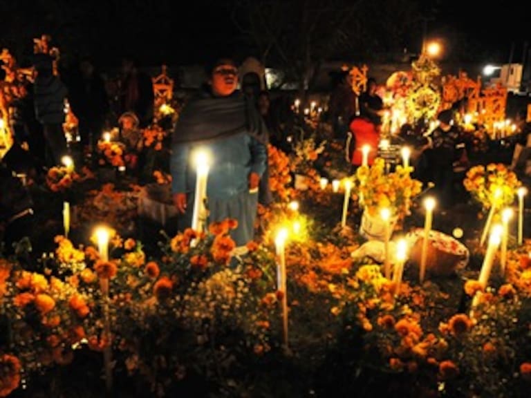 A través de rituales conservan el Día de Muertos en Chiapas