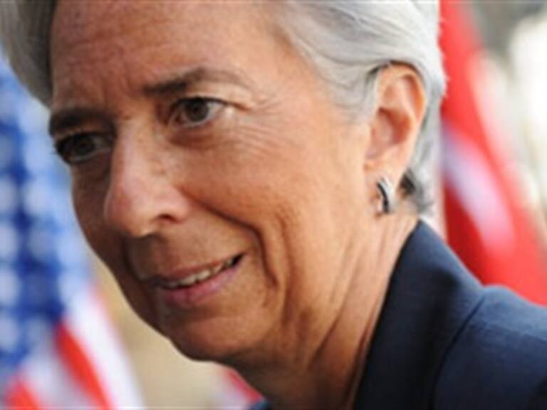 Lagarde pide a EU a 'encontrar una solución'