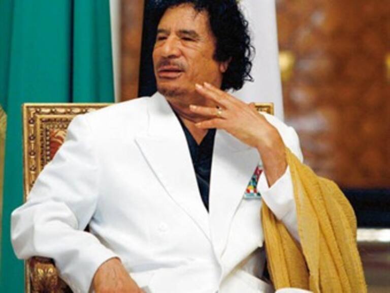 Fuerzas de Gadafi bloquean salida a los que huyen de Libia: ACNUR