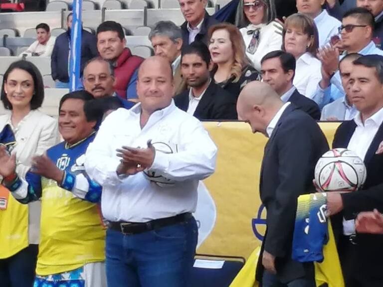Alfaro refrenda su apoyo a la comunidad de la Luz del Mundo