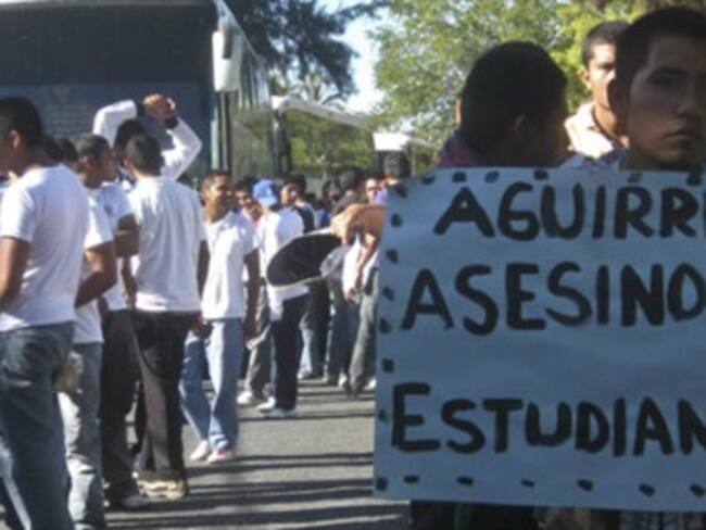 Presenta normalista de Ayotzinapa denuncia por tortura