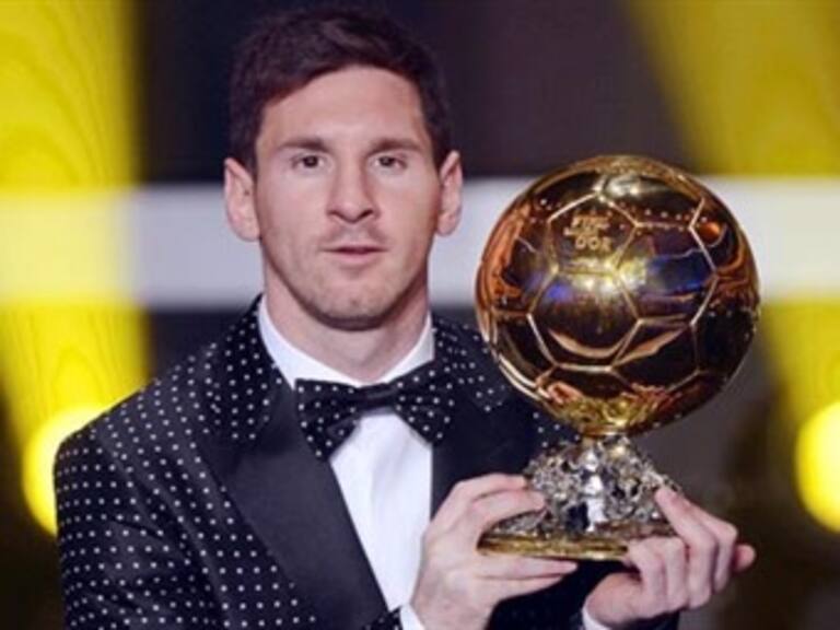 Encumbra a Leo Messi su cuarto Balón de Oro consecutivo