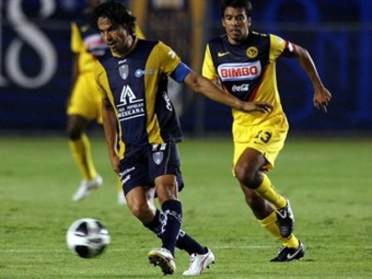 Ochoa y los postes salvan al América que empata 0-0 con San Luis