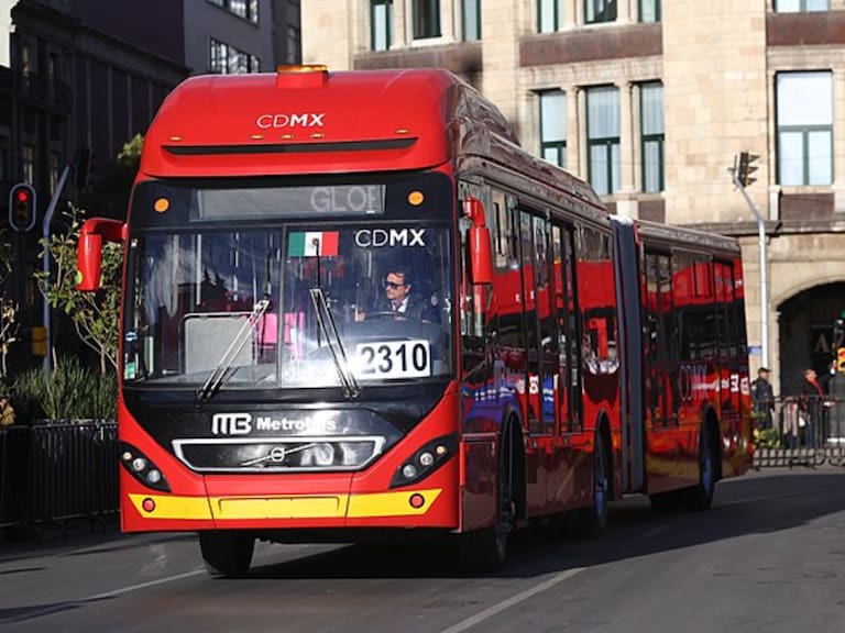 Checa los horarios, precios y rutas del transporte público para llegar hasta el Autódromo Hermanos Rodríguez y ver el Gran Premio de México 2025.