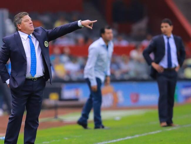 Miguel Herrera renovó con el América