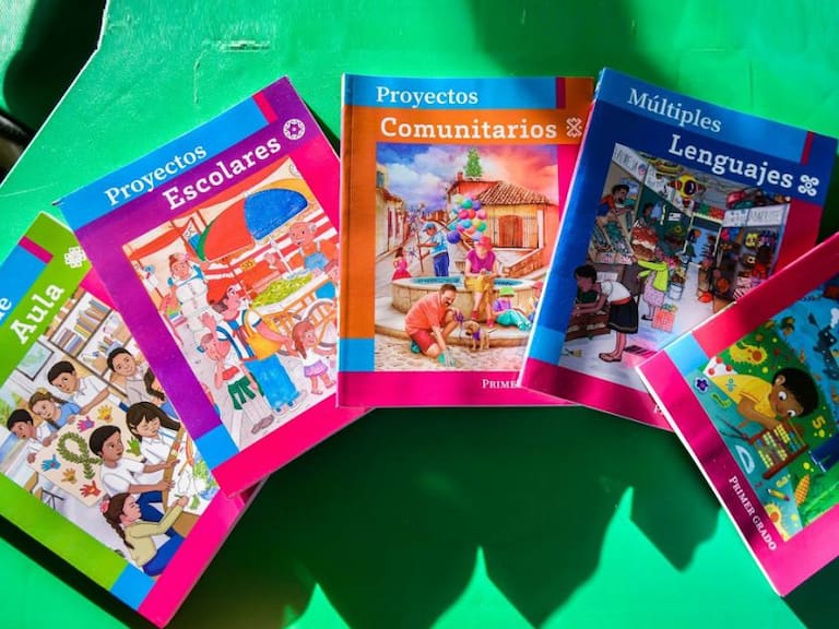 Reconoce AMLO a SCJN por resolución a libros de texto en Chihuahua