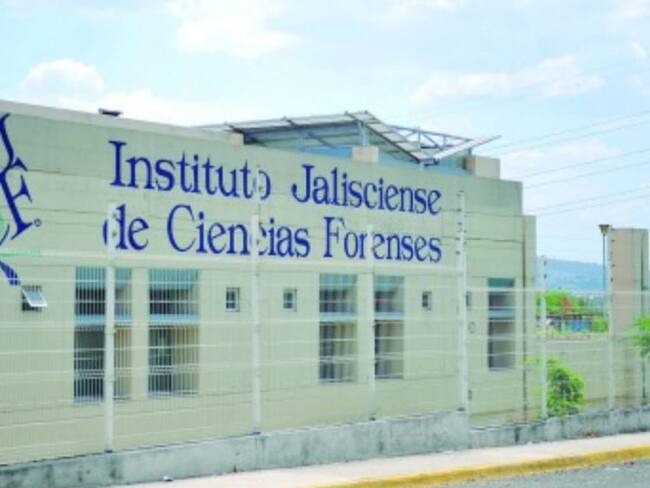 Vecinos piden construyan parque en terreno frente a ciencias forenses