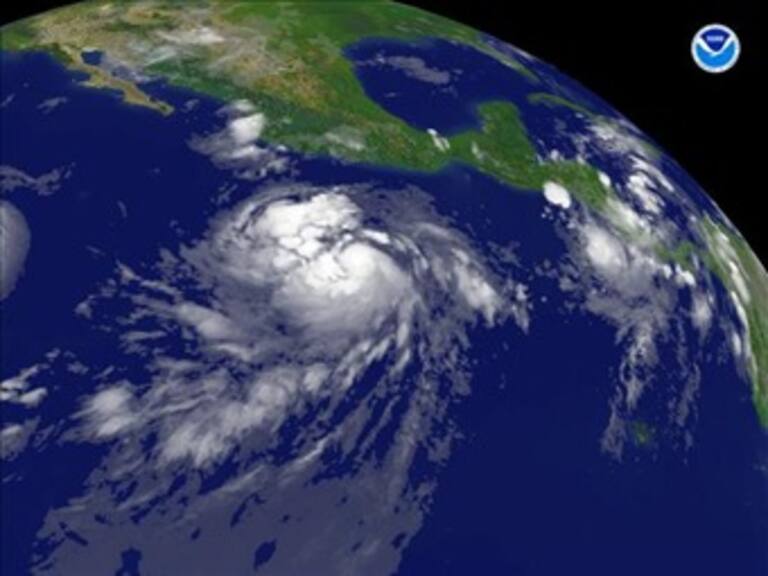 Se forma tormenta tropical 'Andrés'