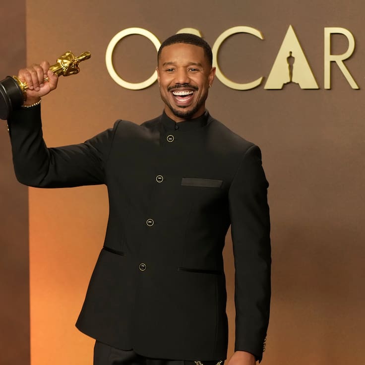 ¡De la alfombra roja a las hamburguesas! Michael B. Jordan celebra su Oscar
