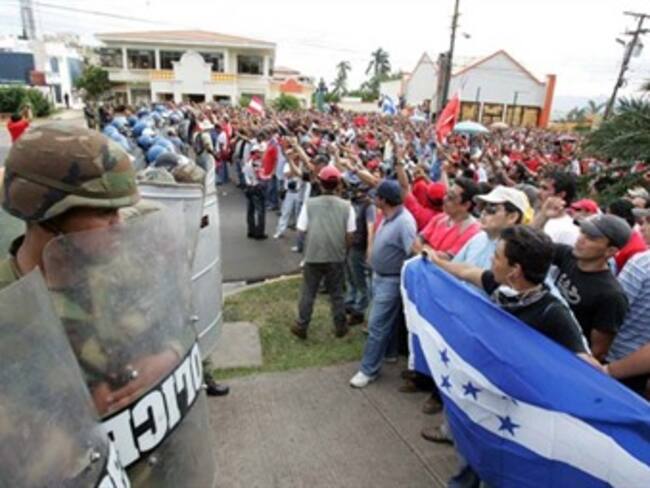 Llega a Honduras misión de OEA para impulsar diálogo