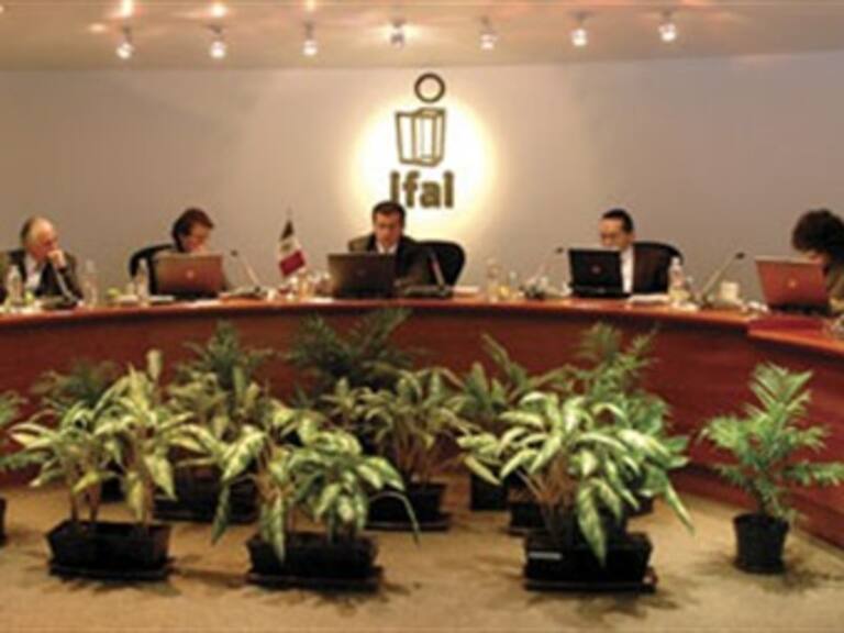 IFAI da respuesta a W Radio sobre caso IMSS