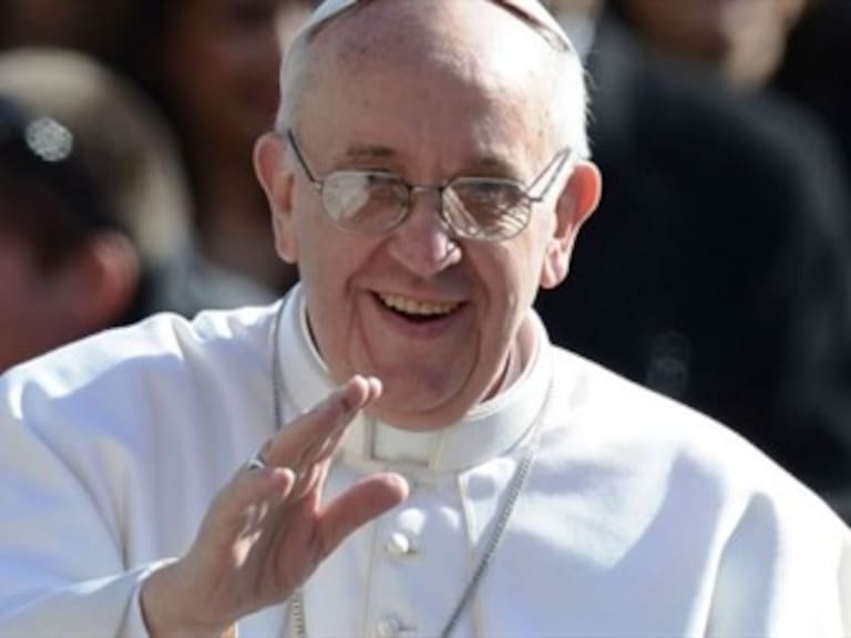 Renueva Papa Francisco llamado a reconciliación en Oriente Medio