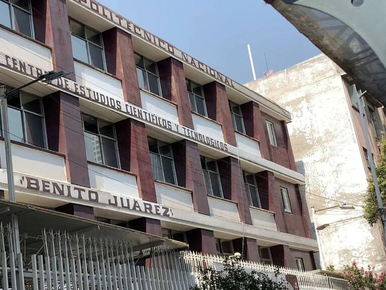 El Cecyte tuvo que ser desalojado