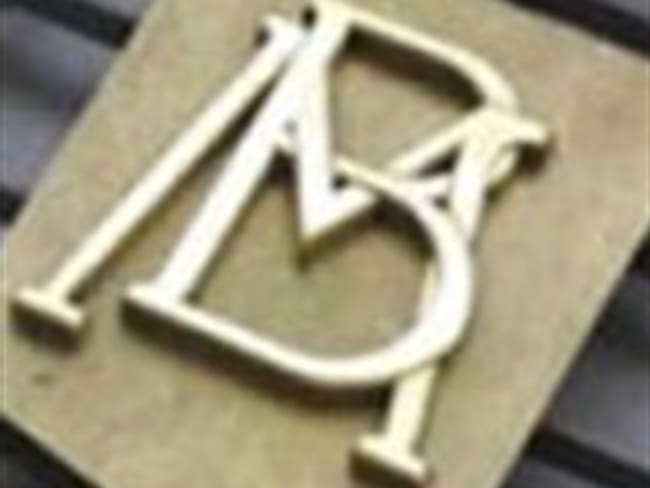 Inyecta Banxico 100 mdd en mercado cambiario