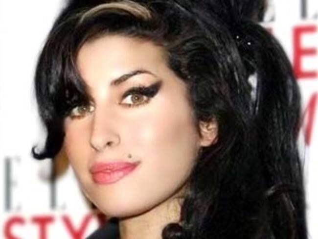 Anulan presencia de drogas en cuerpo de Amy Winehouse