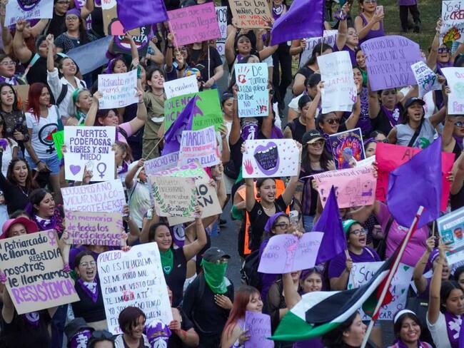 Marea morada nacional: Miles de mujeres se unen a la marcha del 8M en varios estados del país