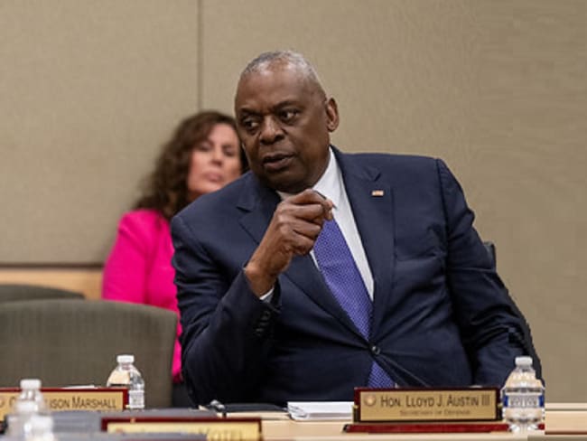 Estados Unidos apoyará a Ucrania con 275 mdd, anuncia el secretario de Defensa