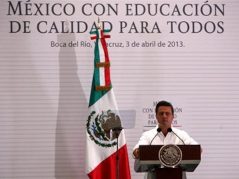 Confunde Peña Nieto capital de Veracruz