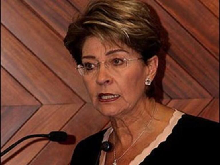 Mercedes Juan destaca manejo adecuado a brote de cólera en México