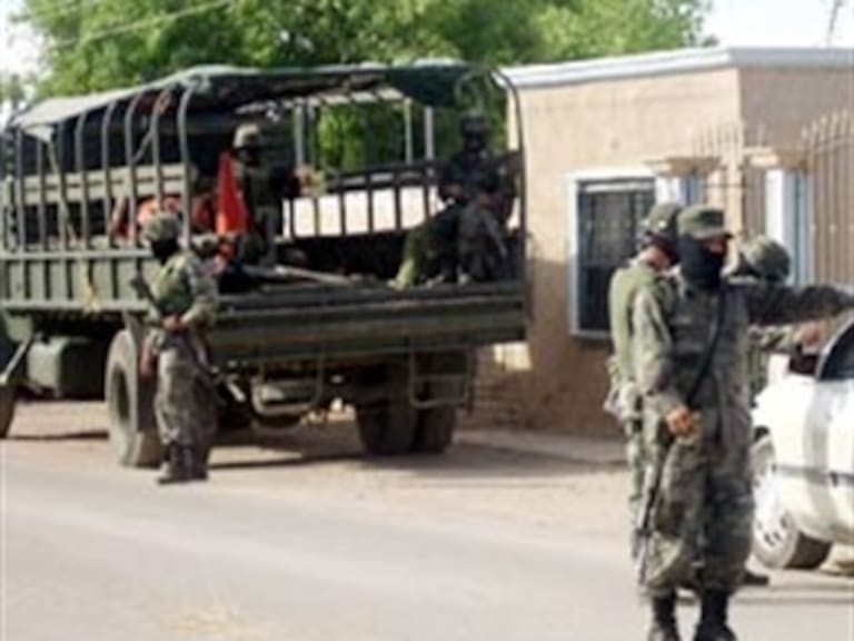 Detiene Ejército a tres hombres con armas y droga en Monterrey