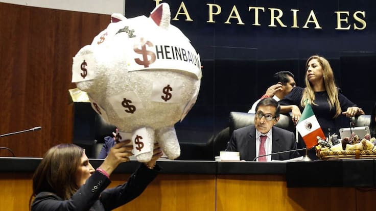 Senadores reclaman a Hacienda por “cochinito electoral” y deuda