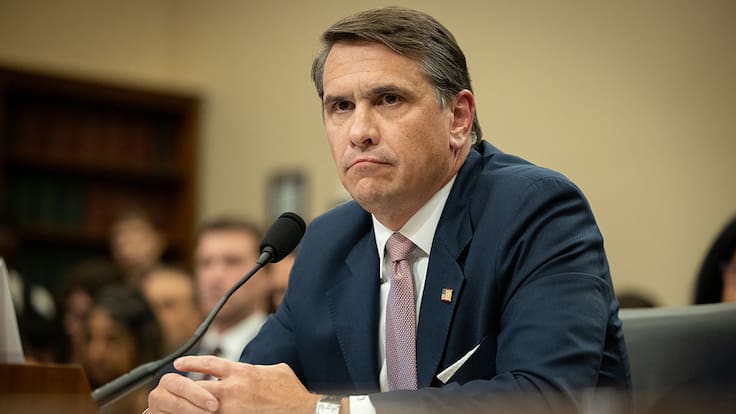 Correos exhiben papel de Todd Blanche en la ofensiva de Trump contra adversarios políticos