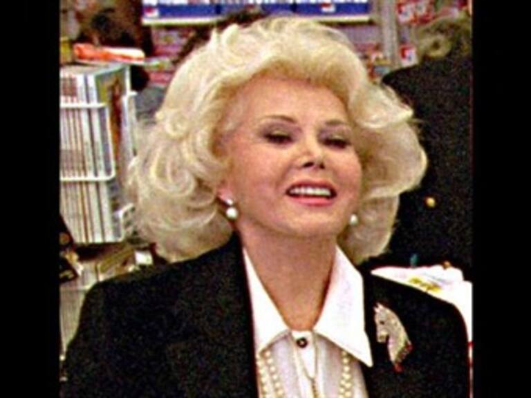 Regresa Zsa Zsa Gabor al hospital