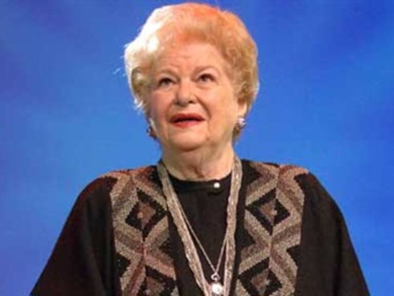 Rinden homenaje a Carmen Montejo con libro biográfico