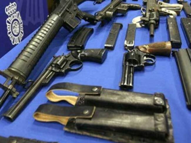 Armas de EU alimentan violencia en México: NY Times