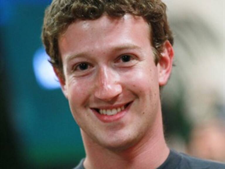 Habla por primera ocasión Mark Zuckerberg sobre la reforma migratoria
