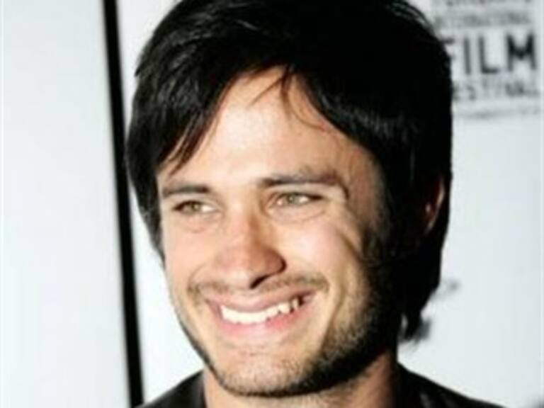 Distingue el FICM a Gael García Bernal con el Premio Cuervo