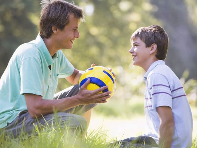 ¿Sabías que la hiper-parentalidad afecta el desarrollo de tus hijos?