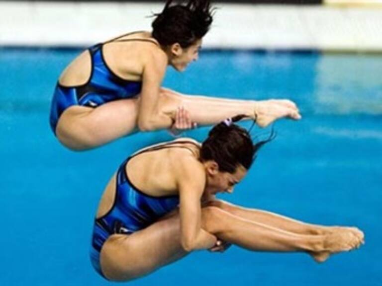 Paola Espinosa y Laura Sánchez pasan a final en salto sincronizado