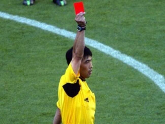 Castigan con cárcel a cuatro árbitros chinos