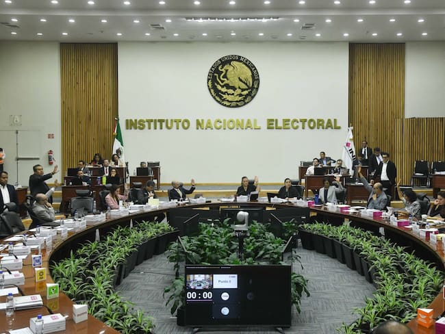 INE sanciona a partidos políticos por cerca de 32 mdp tras auditoría de impuestos por pagar