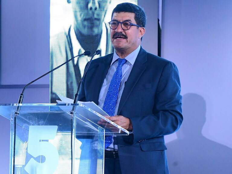 FGJCDMX autorizó captura de Javier Corral por desvío de más de 98 millones