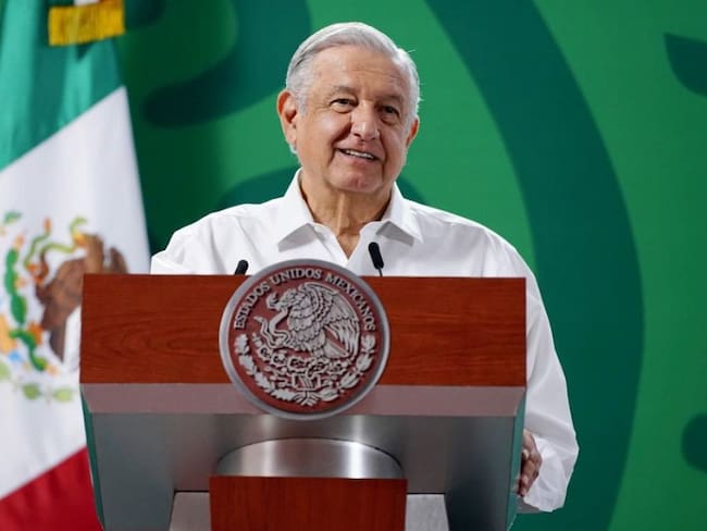 Estoy contento porque fue algo trascendente: AMLO tras fracaso de Consulta