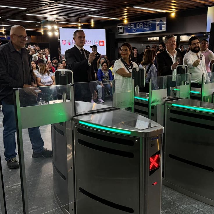 Línea 2 del Metro concluye obras con 22 días de retraso y estaciones pendientes
